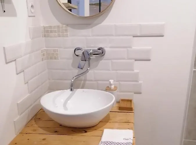 Magnifique Escale Poitevine. The Place To Be Апартаменти